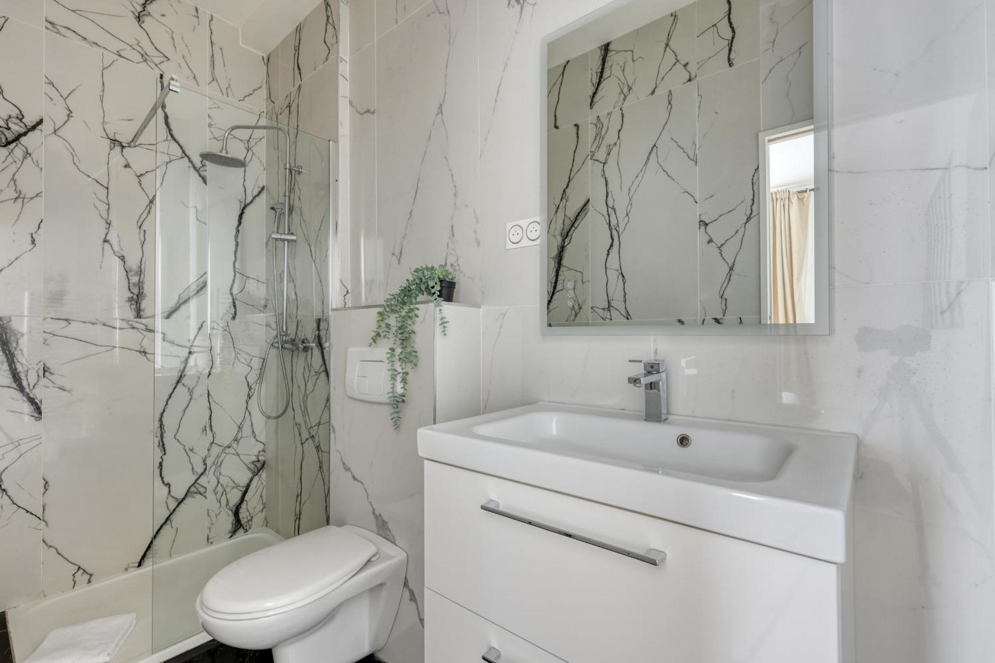 New And Quiet 1 Bdr Flat In The Heart Of Paris 12 Exterior foto
